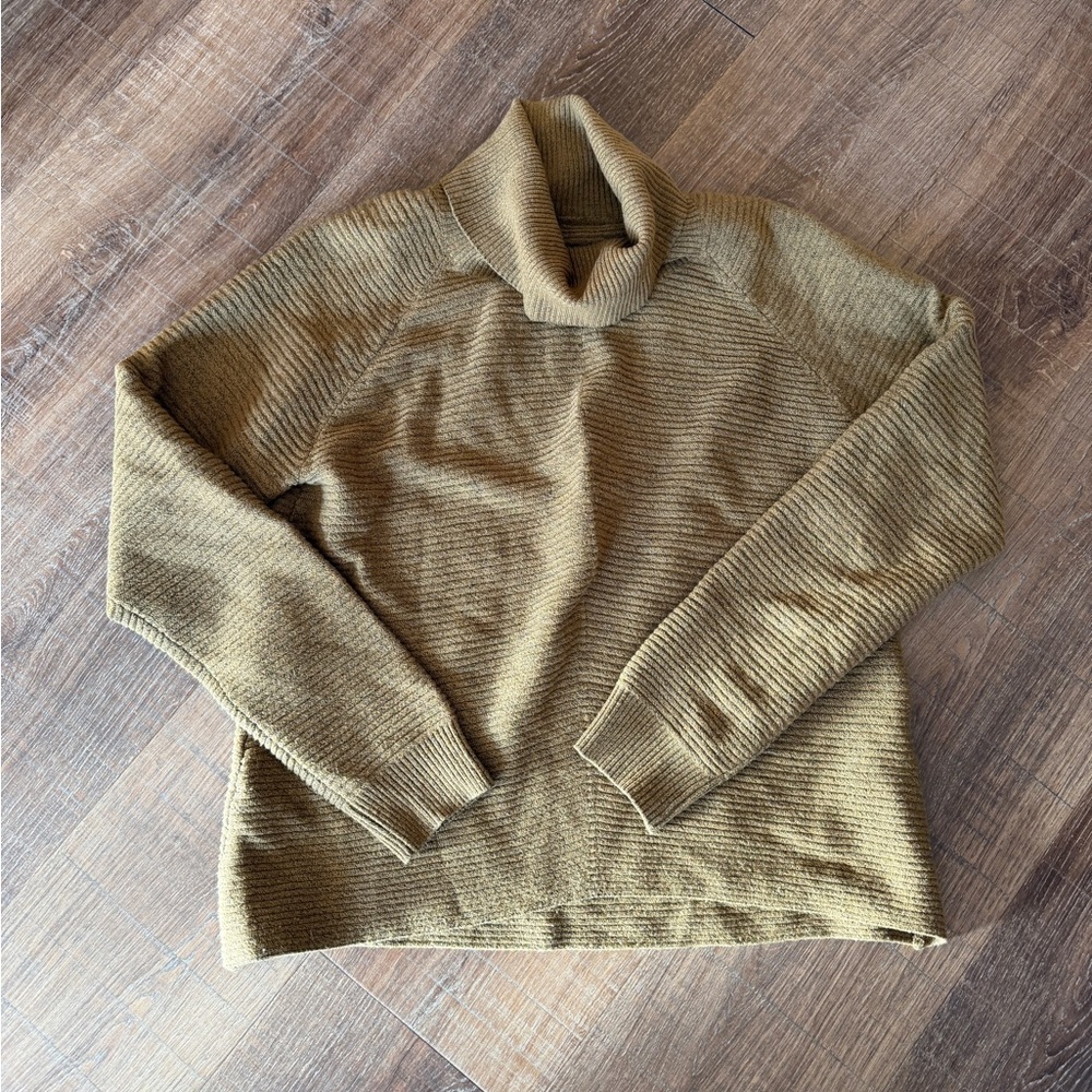 Kuhl Solace Ribbed Knit Sweater size small